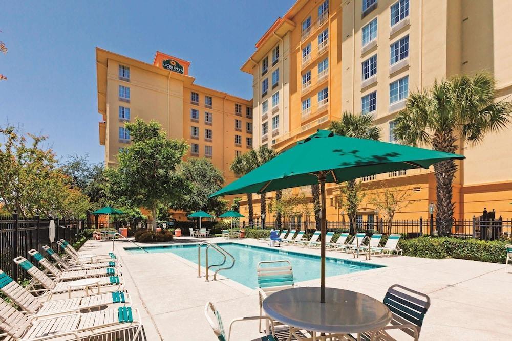 La Quinta By Wyndham San Antonio Airport Hotel Exterior foto