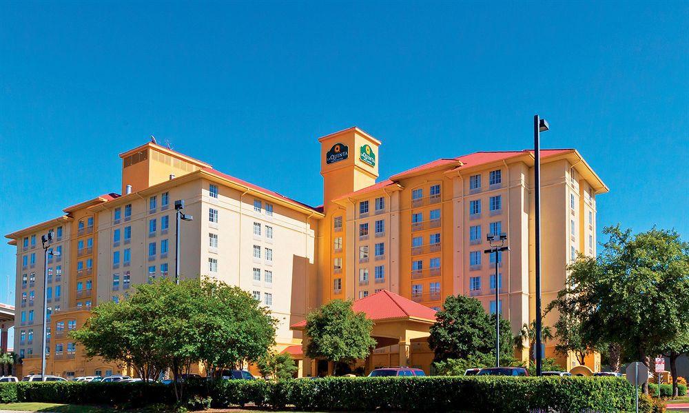 La Quinta By Wyndham San Antonio Airport Hotel Exterior foto