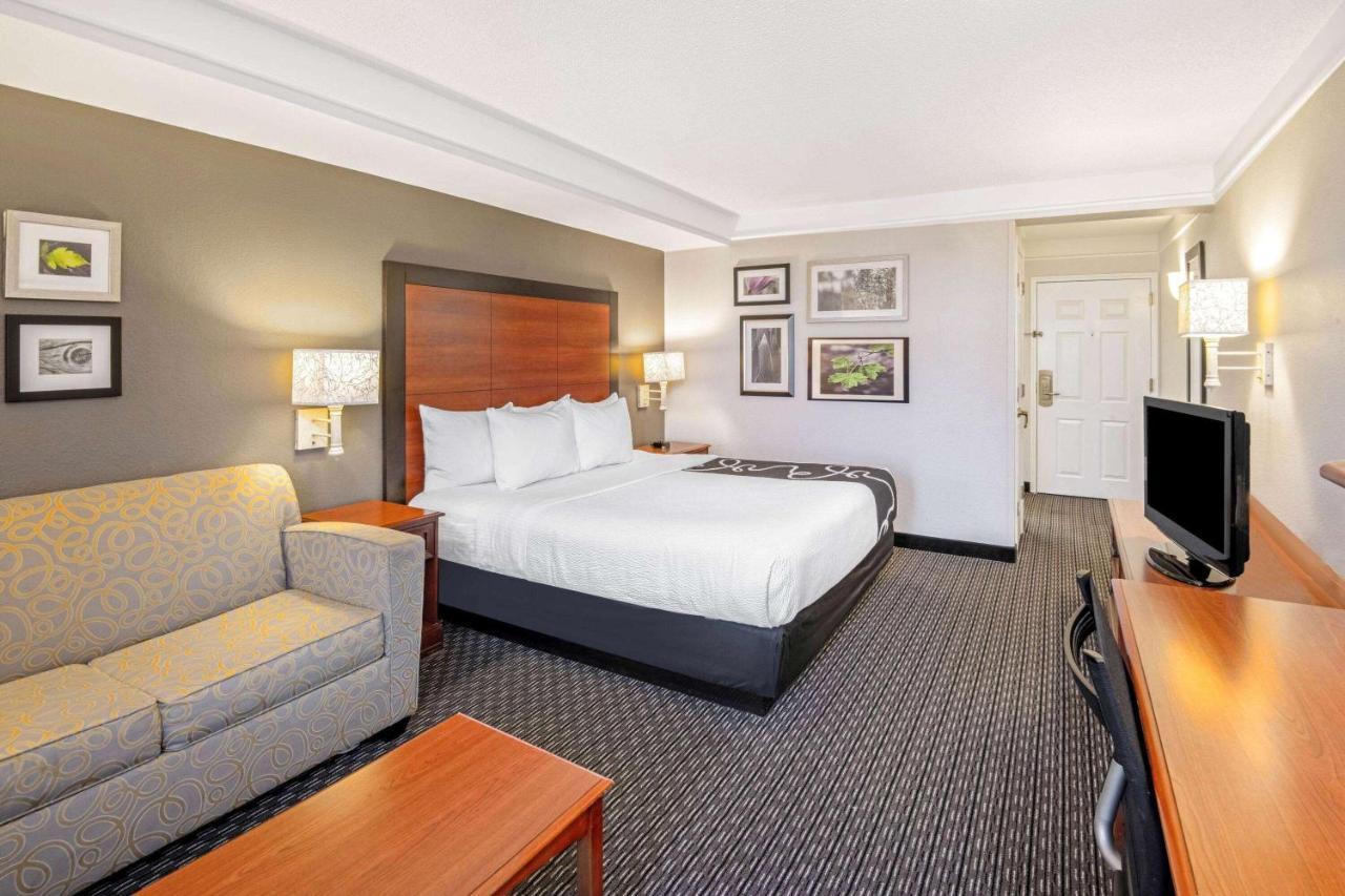 La Quinta By Wyndham San Antonio Airport Hotel Exterior foto