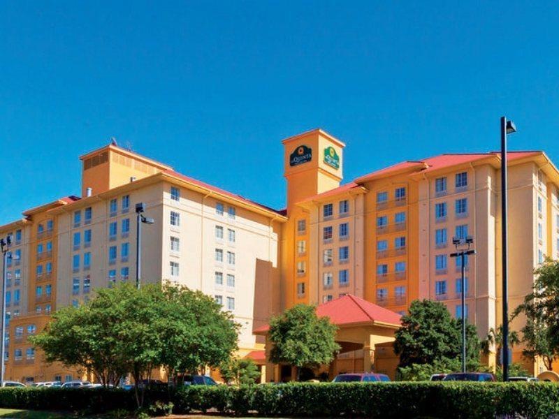 La Quinta By Wyndham San Antonio Airport Hotel Exterior foto
